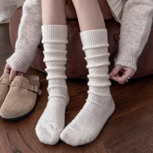 Calzini slouch in lana a rombi retrò da donna, calze lunghe beige calde invernali.
