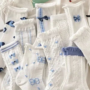 Chaussettes mi-hautes Japonaises Douces avec Nœud et Dentelle pour Femmes Mignonnes Bleu et Blanc Couleur Contrastée Respirantes Mélange de Coton Mode Décontractée