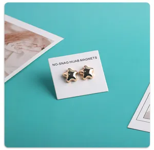 Goldene Stern Magnet-Hijabsnadeln für sicheren Schalhalt und bequemen täglichen Schutz.