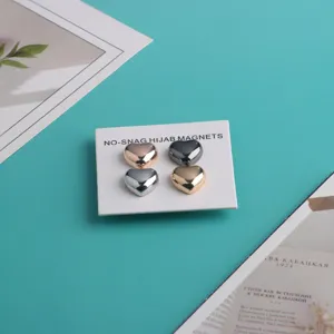 Starker Magnetischer Schalclip Herzförmige Hijab Magnete Blendschutz Pin Schal Clip Metall Modeaccessoires