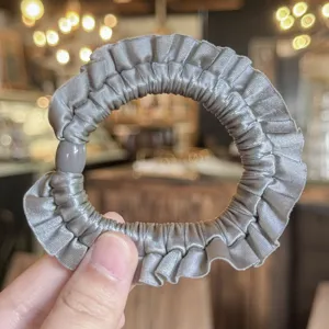 Elastico per capelli in raso grigio arricciato elegante fermacapelli coda cavallo