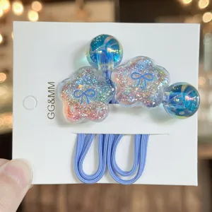 Glitzernde Blumen Haargummis Detailansicht, süße Kinder bunte elastische Zopfbänder Zubehör.