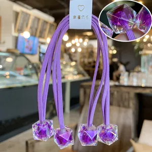 Paarse elastische haarbanden met kristallen geometrische bedels, leuke haarelastiekjes voor meiden.