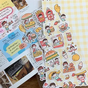 Schattige Japanse stijl dagboekstickers met handgetekende fastfood en karakter ontwerpen.