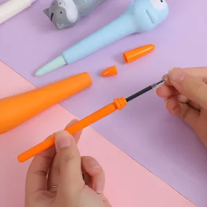 Joli stylo gel carotte à rebond lent pour étudiants, stylo anti-stress créatif et mignon.