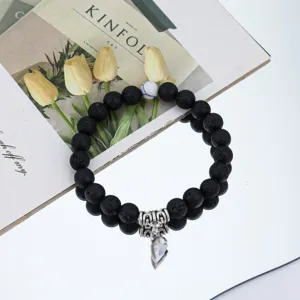Schwarze Vulkanstein Perlenarmband mit magnetischem Herzanhänger Partner Armband