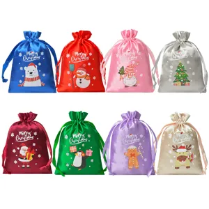 Set di Sacchetti Regalo di Natale in Satin Con Coulisse Motivo Merry Christmas Sacchetti per Caramelle Decorazione per Feste Bambini