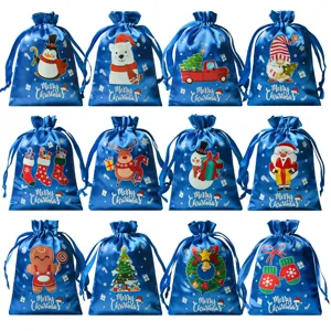 Sacchetti regalo di Natale in raso blu con simpatici disegni di cartoni animati per feste.