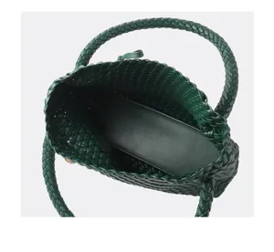 Sac à main en cuir tressé vert foncé cabas élégant sac rétro mode femme détail