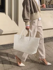 Fashion woven tote bag for women, large capacity stylish handbag, premium leather shoulder bag.