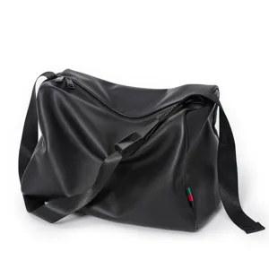 Lässige Umhängetasche mit großem Fassungsvermögen für Herren, stylische Reisetasche.