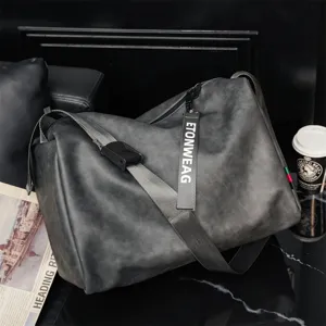 Stylish large capacity shoulder messenger bag casual fashion men travel crossbody bag detail