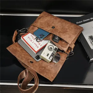 Men large capacity messenger bag vintage brown leather shoulder bag casual crossbody bag details