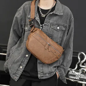 Sac de Poitrine en Cuir PU pour Hommes Vintage Décontracté Sac Bandoulière Grande Capacité Affaires Commutage Sac Épaule
