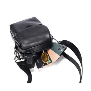Bolso bandolera negro minimalista de cuero para hombre y mujer cartera móvil vista principal