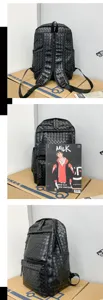 Zaino in pelle intrecciata da uomo, borsa da viaggio casual di grande capacità e zaino per studenti.