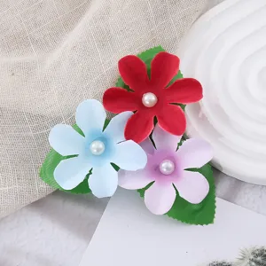 Süße künstliche Blumen Haarklammer für Kinder mit Perle, ideal für Fotografie und Alltag.