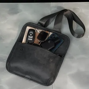 Men's Retro Casual Crossbody Bag Solid Color PU Leather Chest Bag Stylish Daily Use