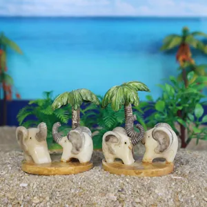 Figurina di Elefante in Resina Micropaesaggio Decorazione di Piante Succulente Stile Europeo Ornamento Animale da Scrivania Artigianato