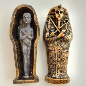 Ancient Egyptian Pharaoh Mummy Coffin Figurine Resin Craft Collectible Home Decor Prop