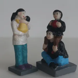 Resin family figurines set, parent and child figures for sand tray toys and home display.