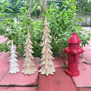 Resin Christmas tree and fire hydrant outdoor garden decorative ornament set 4pcs