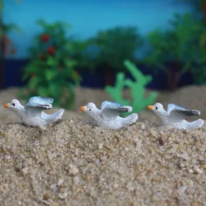 Miniature seagull bird figurines set for psychological sand table and micro landscape.
