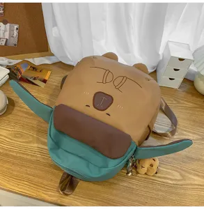 Zaino carino design cappello pilota capibara con tasca frontale, borsa da scuola casual da viaggio.
