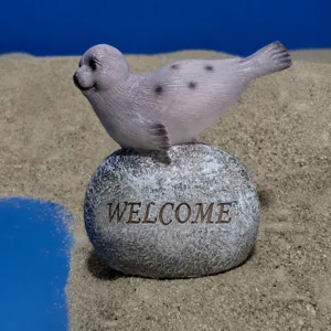 Resin seal figurine detail, cute marine animal ornament for sand tray decor, miniature sculpture.