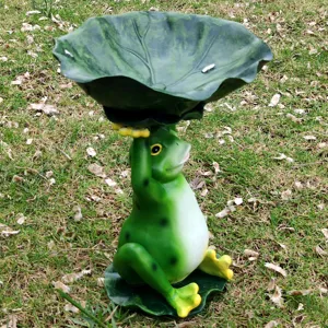 Outdoor resin frog bird feeder garden ornament, cute lotus leaf bowl statue for lawn yard.