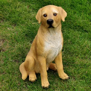 Labrador dog resin statue detail view for garden yard and outdoor landscape decoration.