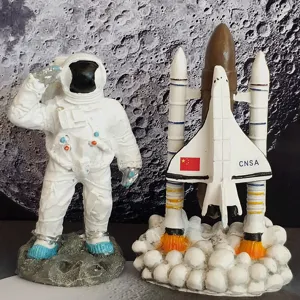 Space Shuttle Resin Ornament Astronaut Rocket Model Desktop Decor Creative Science Space Toy Home Office Decoration