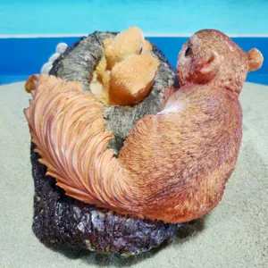 Resin squirrel sculpture detail view showing realistic animal texture, perfect for garden decoration.