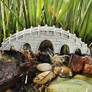 Mini resin arch bridge detail view, perfect for fish tank aquarium landscaping and desktop decoration.