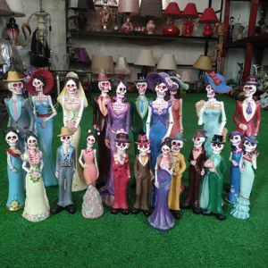 Halloween skeleton couple figurines resin crafts scary party home decor spooky tabletop ornaments