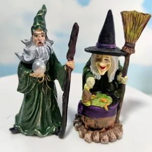Set di statuette miniature di mago e strega, ornamenti fantastici per decorazione sabbia.