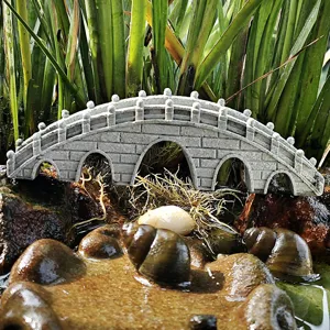 Resin arch bridge detail shot, miniature fish tank landscape ornament and tea tray decoration.