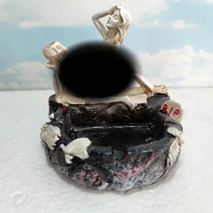 Halloween skeleton and woman resin ashtray gothic home decor spooky tabletop ornament gothic gift