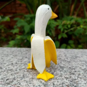 Creative banana duck resin ornament cute animal sculpture funny desktop home decoration gift figurine