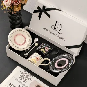 Luxe keramische koffiekop en schotel set met geschenkdoos, elegante mokken voor afternoon tea.