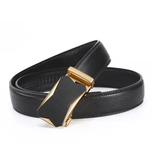 Pratica ed elegante cintura da uomo in pelle nera con fibbia metallica automatica