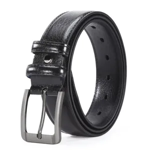 Ceinture en cuir noir pour homme avec boucle ardillon en métal, style décontracté chic.