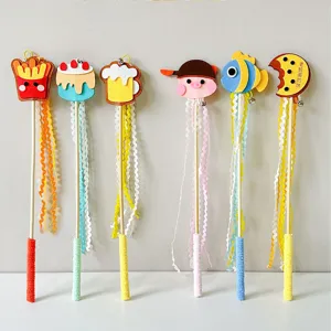 Varita Juguete Interactivo para Gatos Con Palito de Madera Muñeco de Dibujos Animados de Fieltro y Campana Artículos para Mascotas