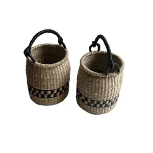 Handmade seagrass storage basket with black handle natural woven grocery picnic basket