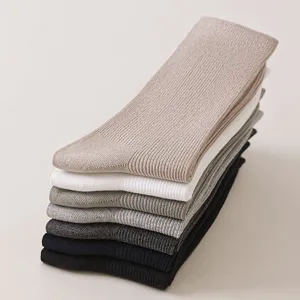 Herren Baumwolle Crew Socken Minimalistisch Gerippt Vertikal Gestreift Atmungsaktiv Schweißabsorbierend Lässige Business Socken