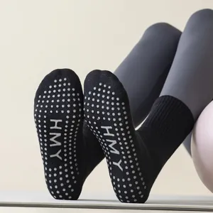 Chaussettes de yoga antidérapantes femme coton pilates fitness avec points en silicone
