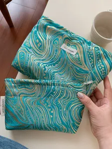 Large capacity jacquard cosmetic bag set, portable zipper storage pouch for travel wash.