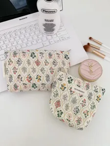 Japanese fresh floral cosmetic bag large capacity portable makeup pouch organizer set detail
