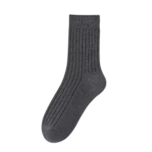 Men's ribbed cotton crew socks solid color comfortable business casual breathable socks.