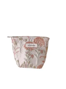 Portable floral cosmetic bag, large capacity makeup storage pouch for travel and daily use.